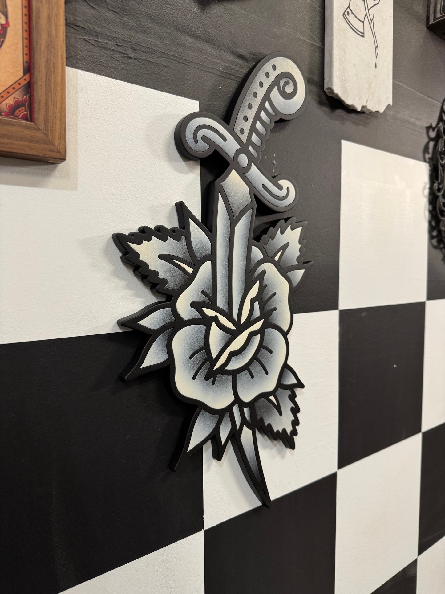 Dagger Rose (BW)